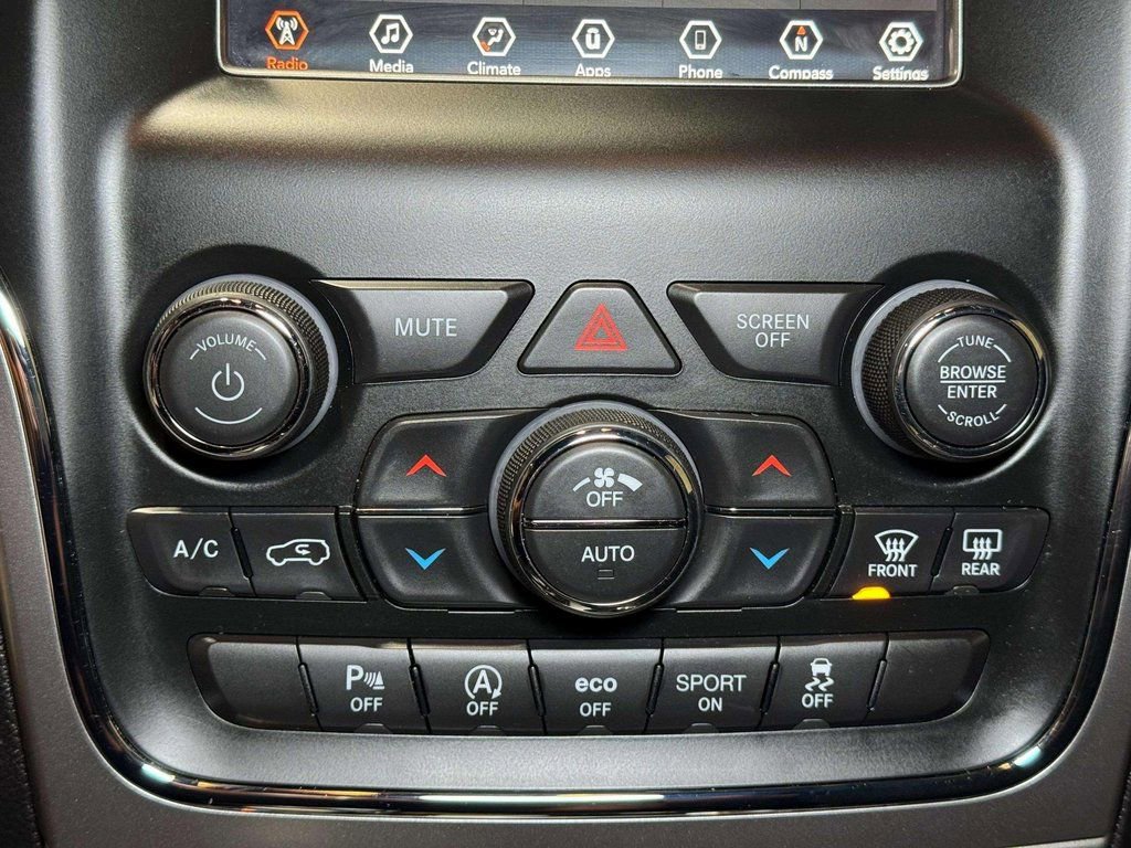 Used 2020 Jeep Grand Cherokee Laredo image 7