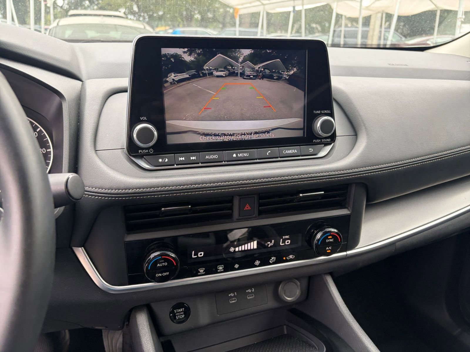 Used 2025 Nissan Rogue SV AWD/4WD image 25