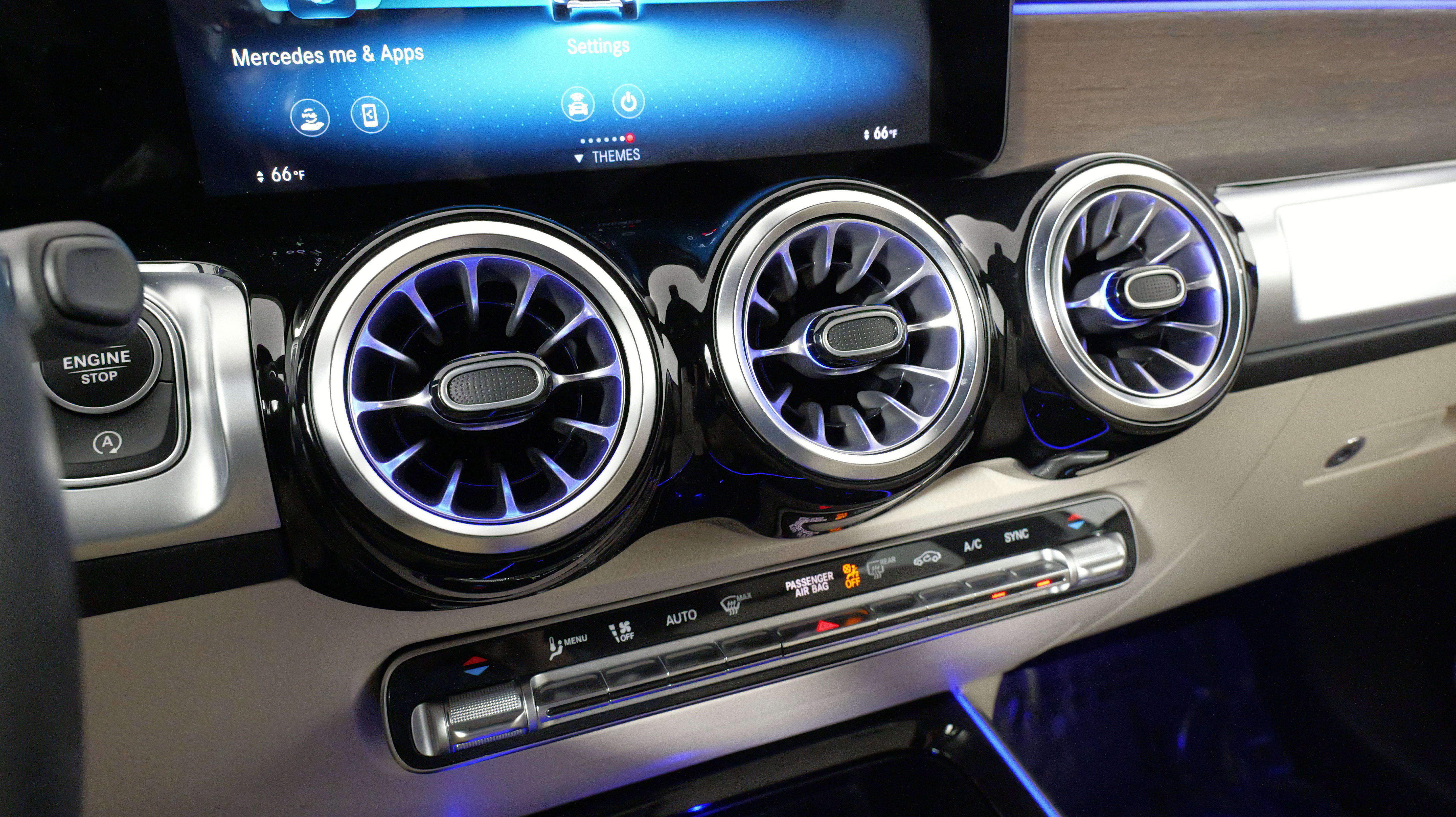 Used 2022 Mercedes-Benz GLB 250 4MATIC image 54