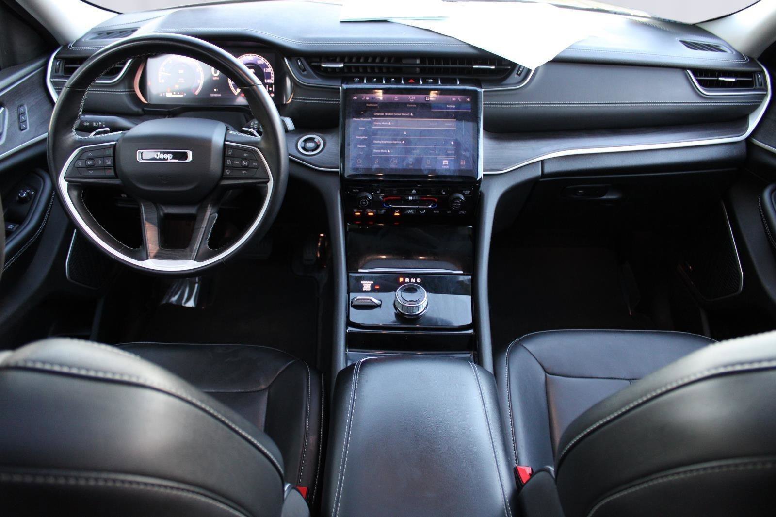 Used 2021 Jeep Grand Cherokee L Limited image 2