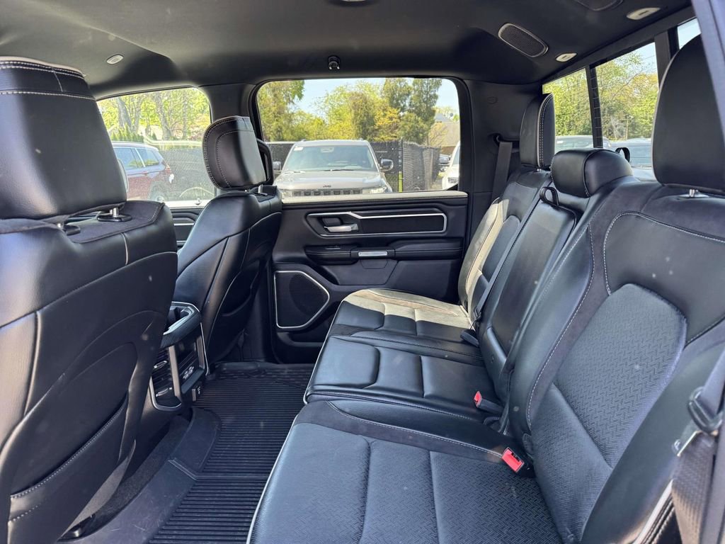Used 2023 RAM 1500 Laramie AWD/4WD image 9