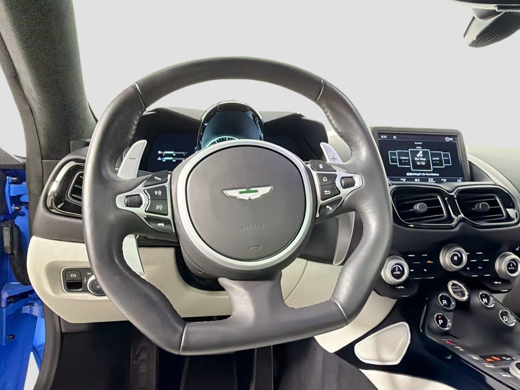 Used 2021 Aston Martin V8 Vantage Roadster RWD image 11