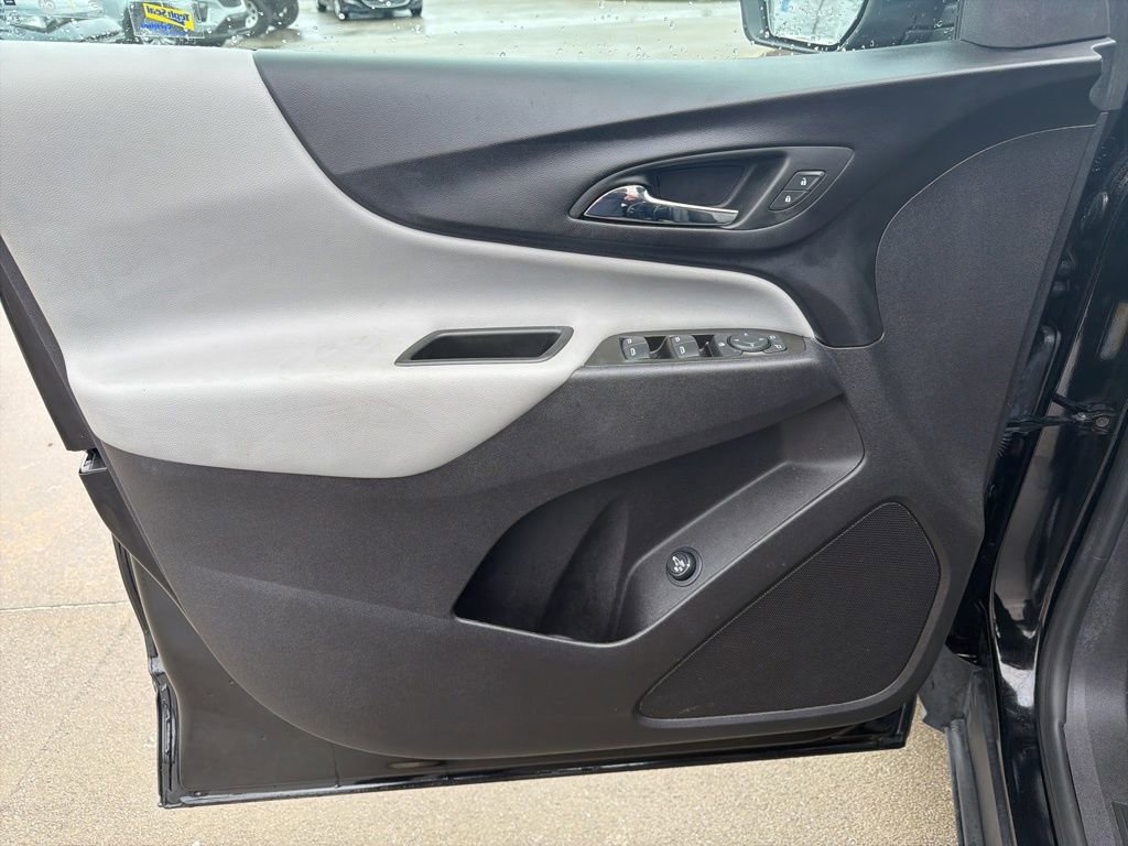 Used 2024 Chevrolet Equinox LT image 15