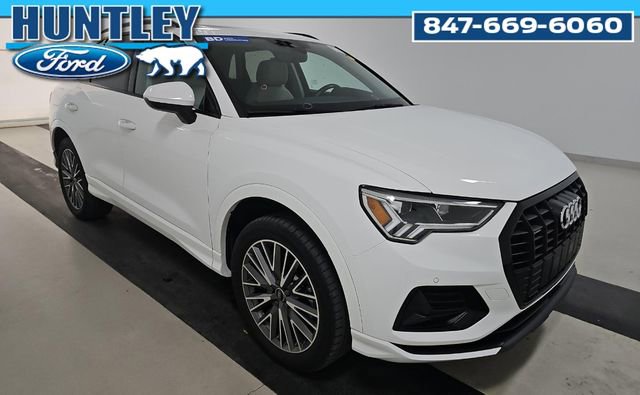 Used 2023 Audi Q3 2.0T Premium w/ Convenience Package AWD/4WD image 3