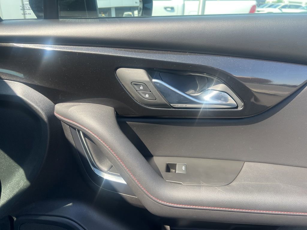 Used 2025 Chevrolet Blazer RS image 33