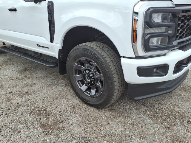 Used 2025 Ford F350 XL w/ STX Appearance Package AWD/4WD image 4