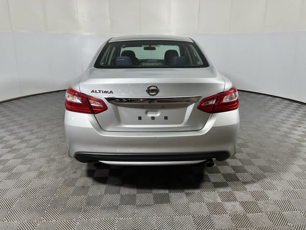 Used 2016 Nissan Altima 2.5 S w/ Power Driver Seat Package FWD image 7