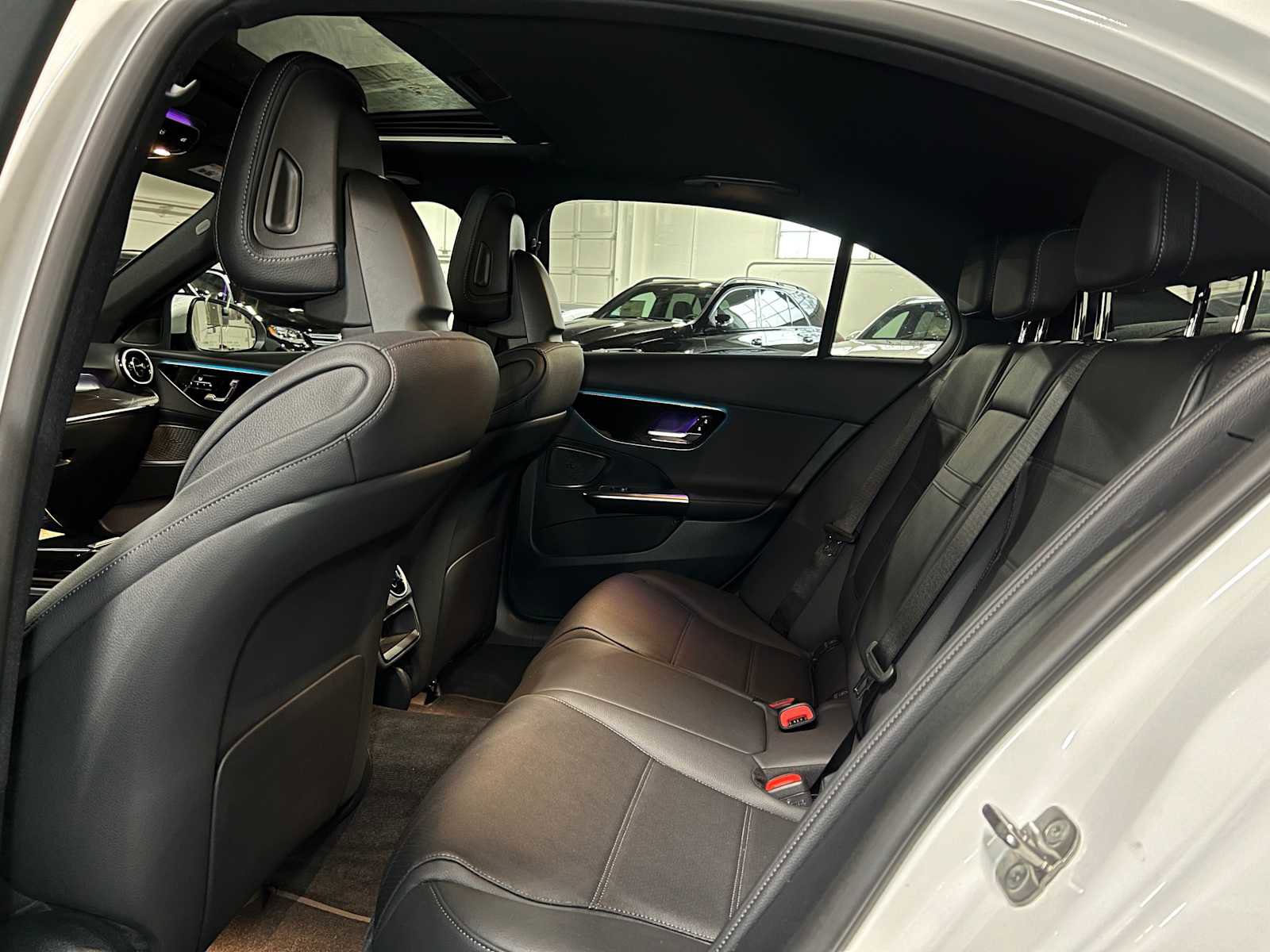 Used 2025 Mercedes-Benz C 300 Sedan image 19