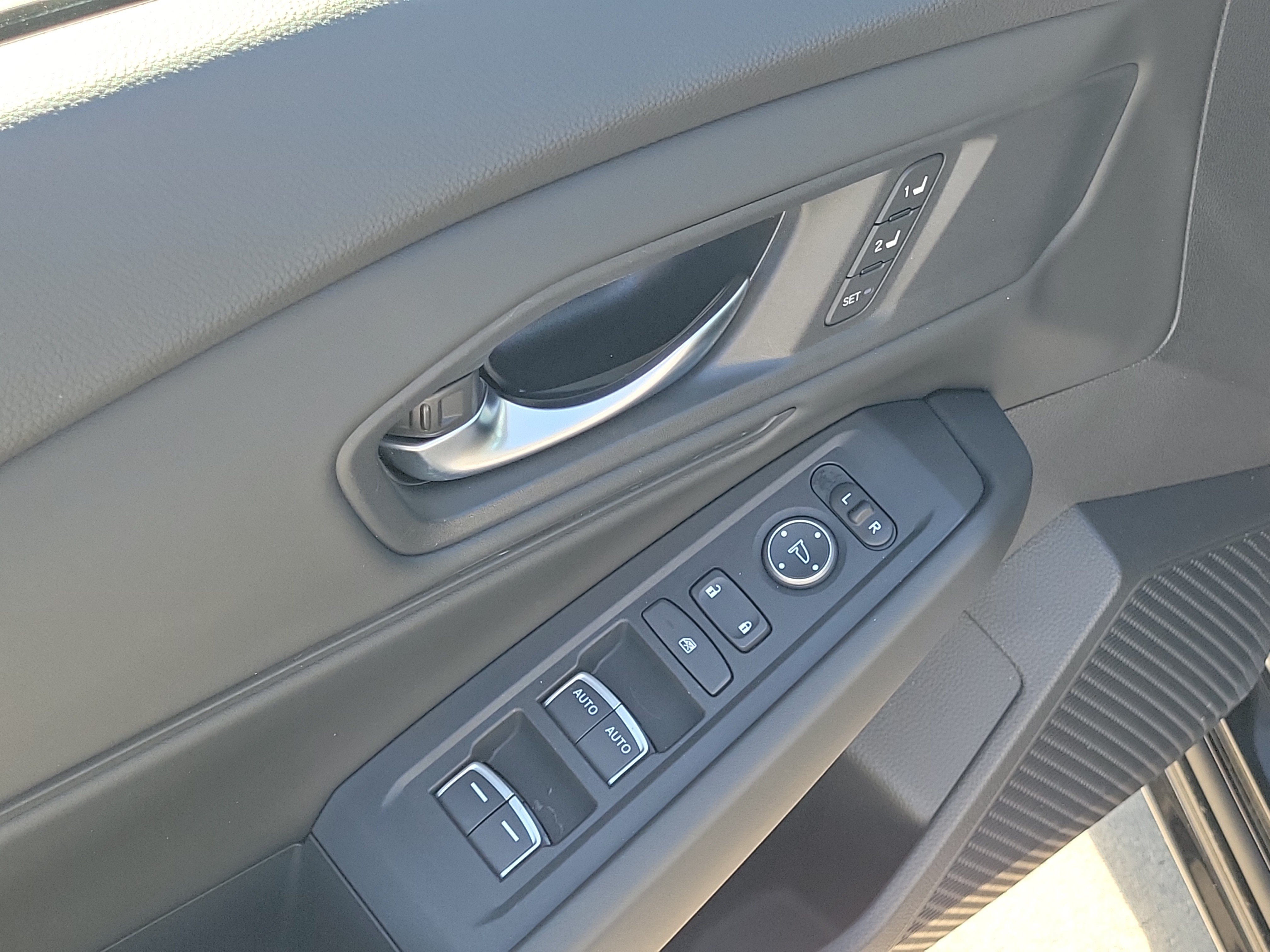 Used 2024 Honda Accord EX-L image 21