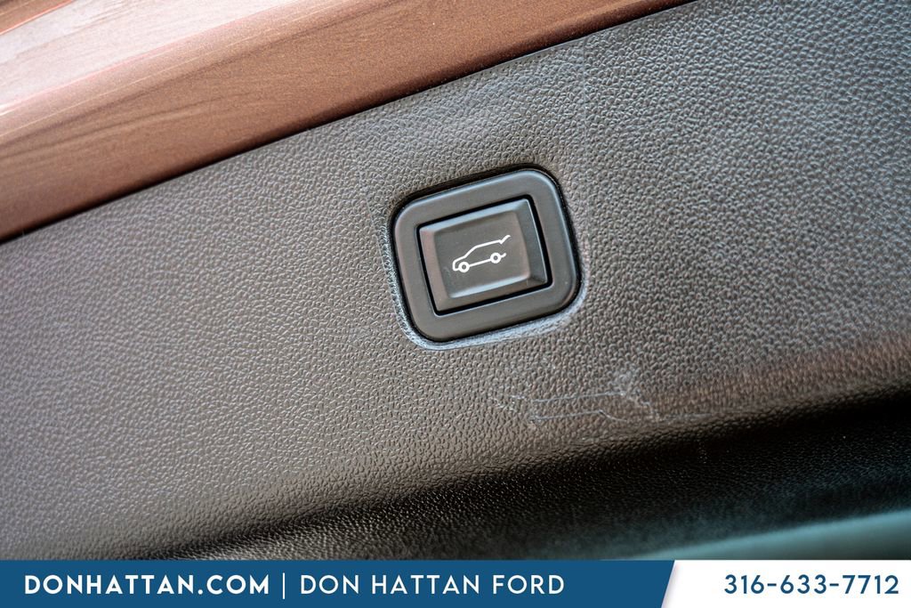 Used 2024 Chevrolet Blazer Premier AWD/4WD image 33