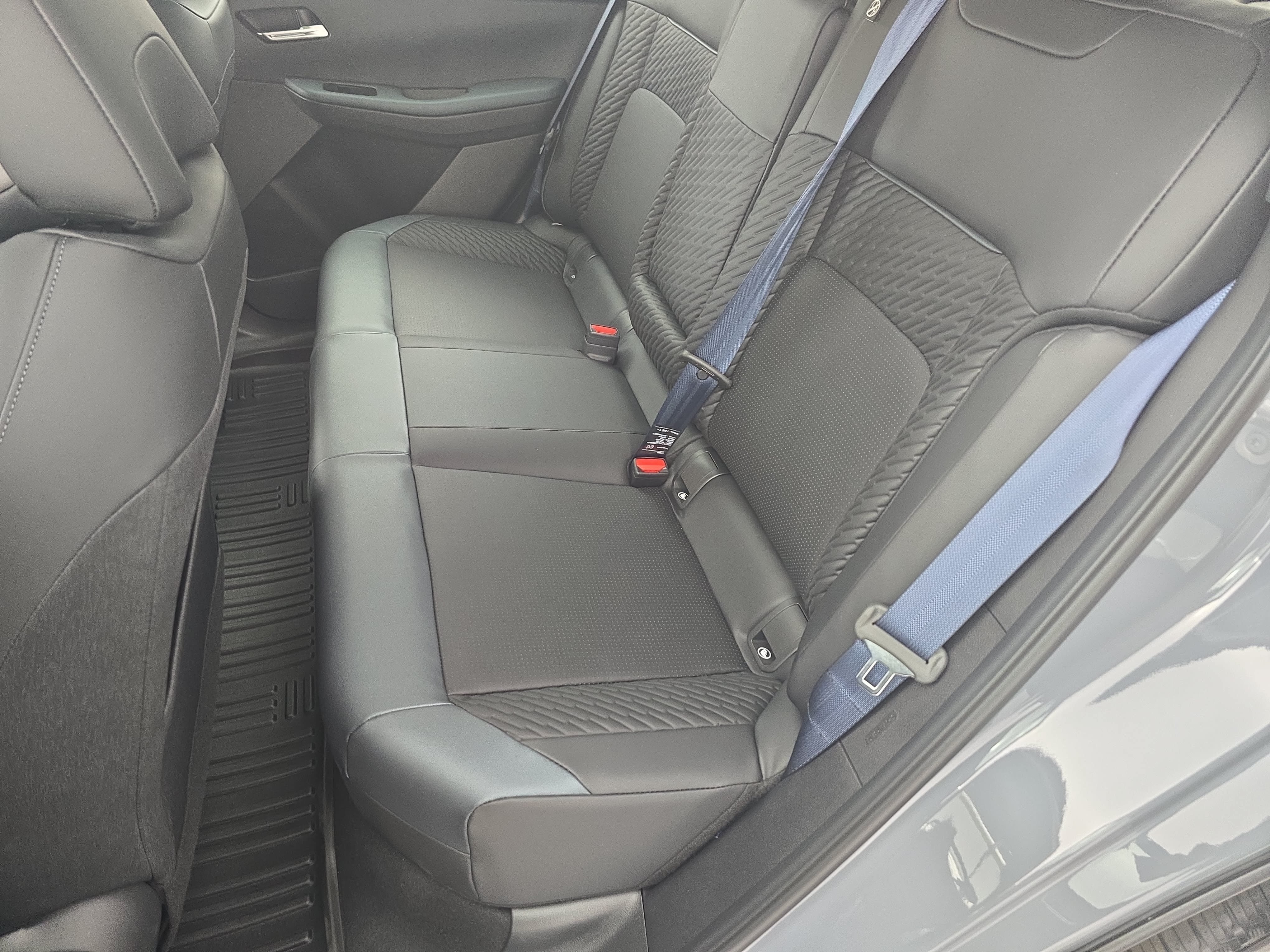 New 2026 Nissan Leaf Platinum+ FWD image 14