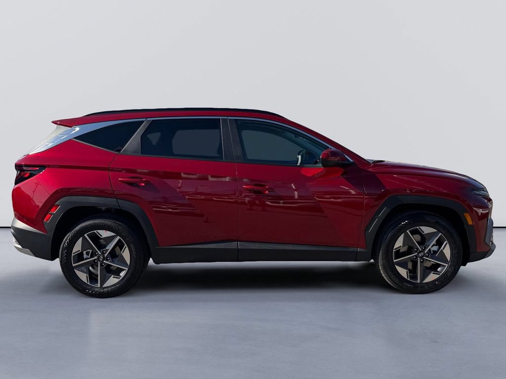 New 2026 Hyundai Tucson SEL FWD image 2