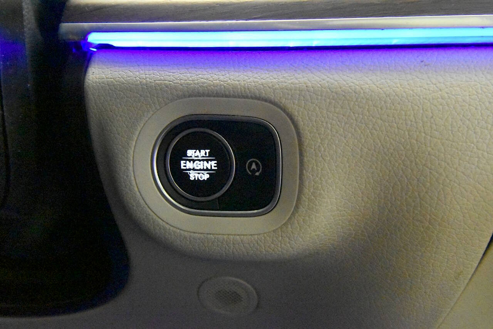 Used 2021 Mercedes-Benz GLS 450 4MATIC image 26