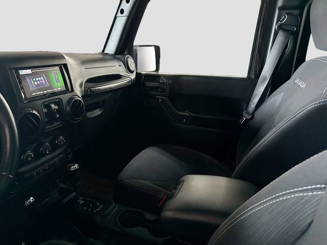 Used 2018 Jeep Wrangler Unlimited Sahara AWD/4WD image 20