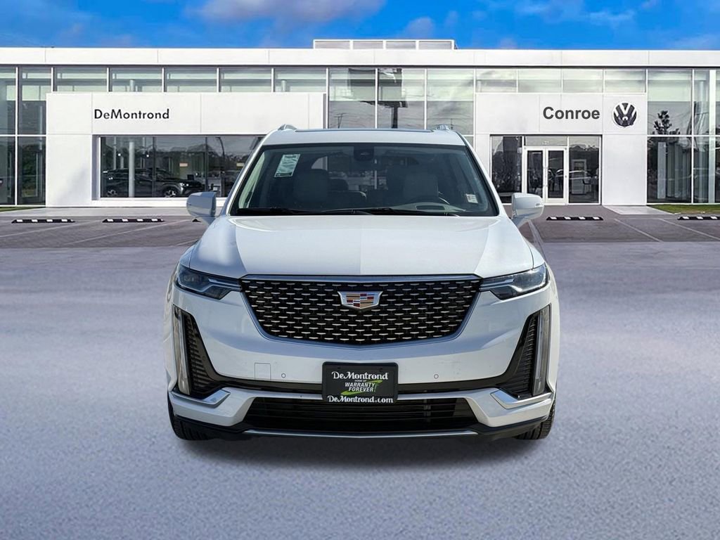 Used 2024 Cadillac XT6 Premium Luxury w/ Technology Package image 2