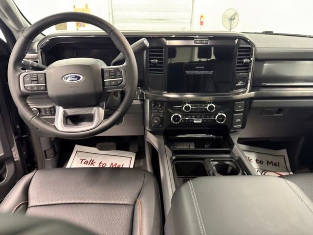 New 2026 Ford F250 4x4 Crew Cab Super Duty image 13