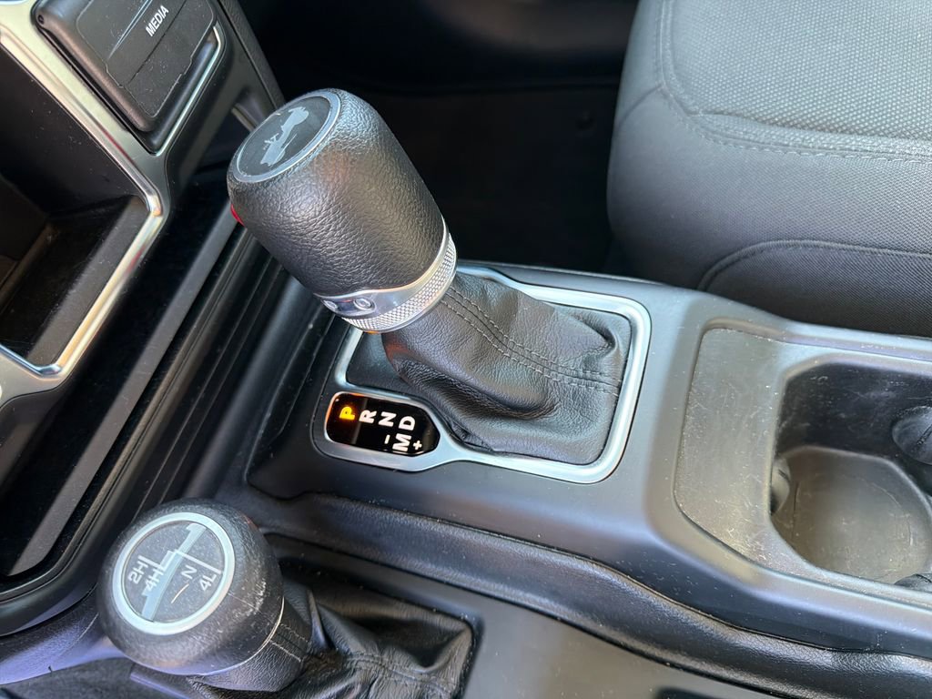 Used 2022 Jeep Wrangler Unlimited Sport AWD/4WD image 23