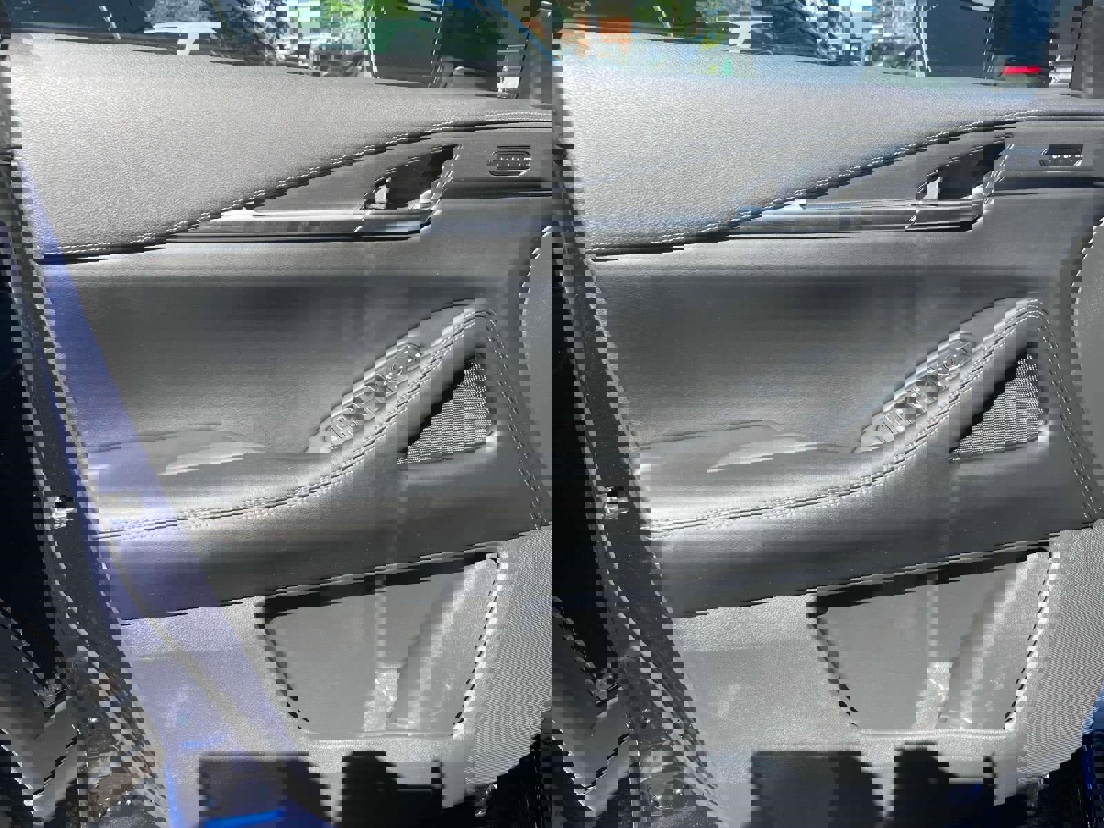 Used 2023 INFINITI QX60 Luxe w/ Cargo Package image 19