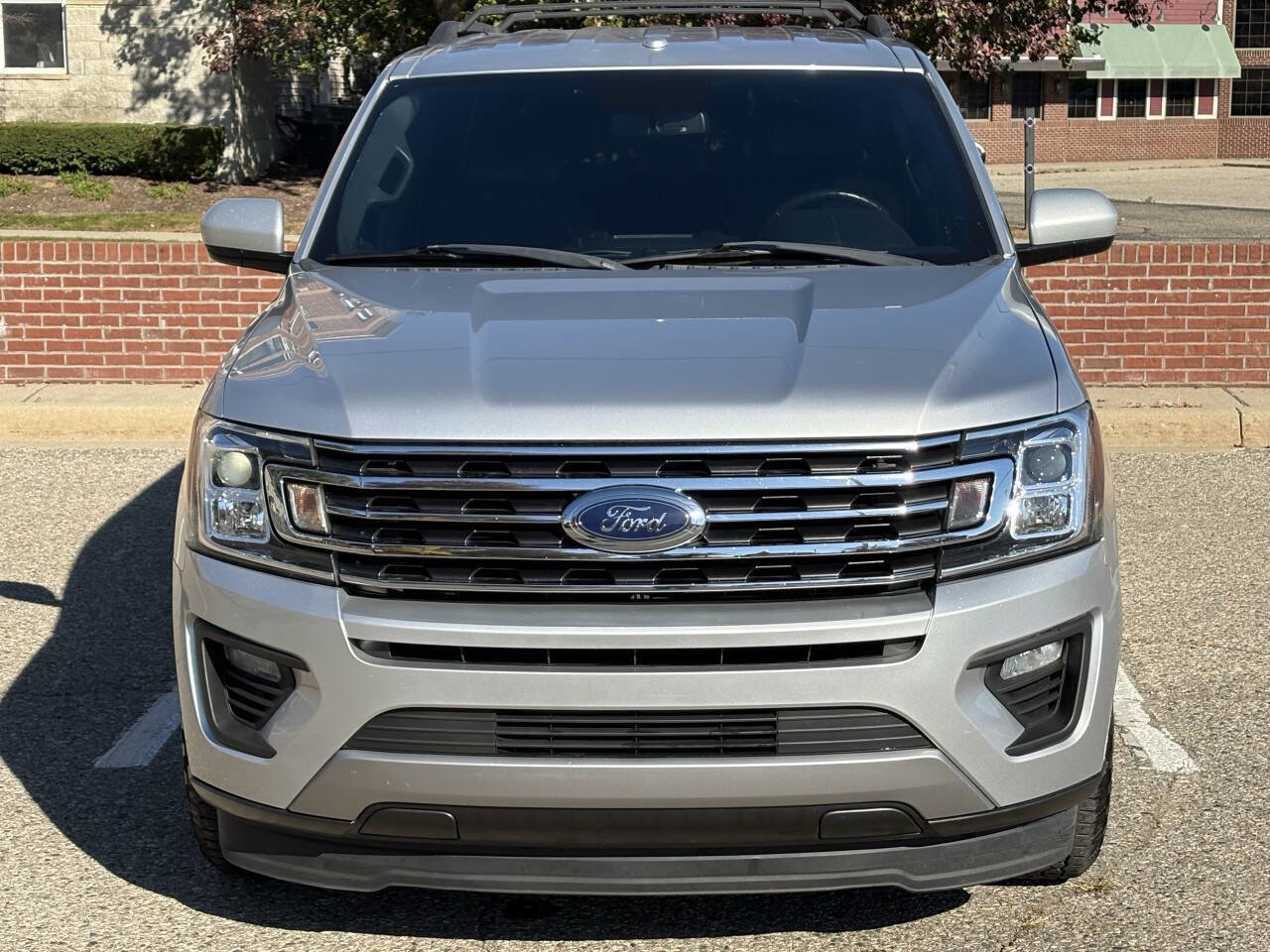 Used 2018 Ford Expedition XLT w/ Cargo Package image 5