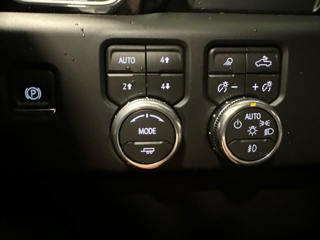 Used 2026 GMC Sierra 1500 Denali AWD/4WD image 21