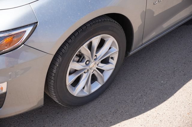 Used 2025 Chevrolet Malibu LT FWD image 7