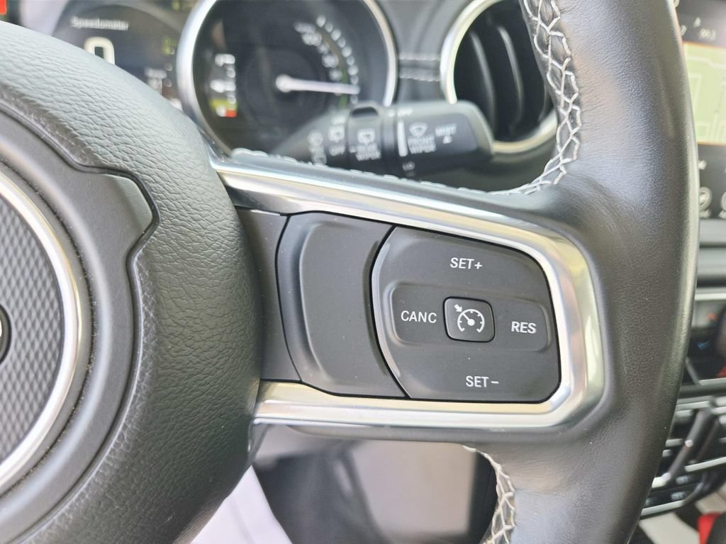 Used 2023 Jeep Wrangler Unlimited Sahara w/ Cold Weather Group AWD/4WD image 24