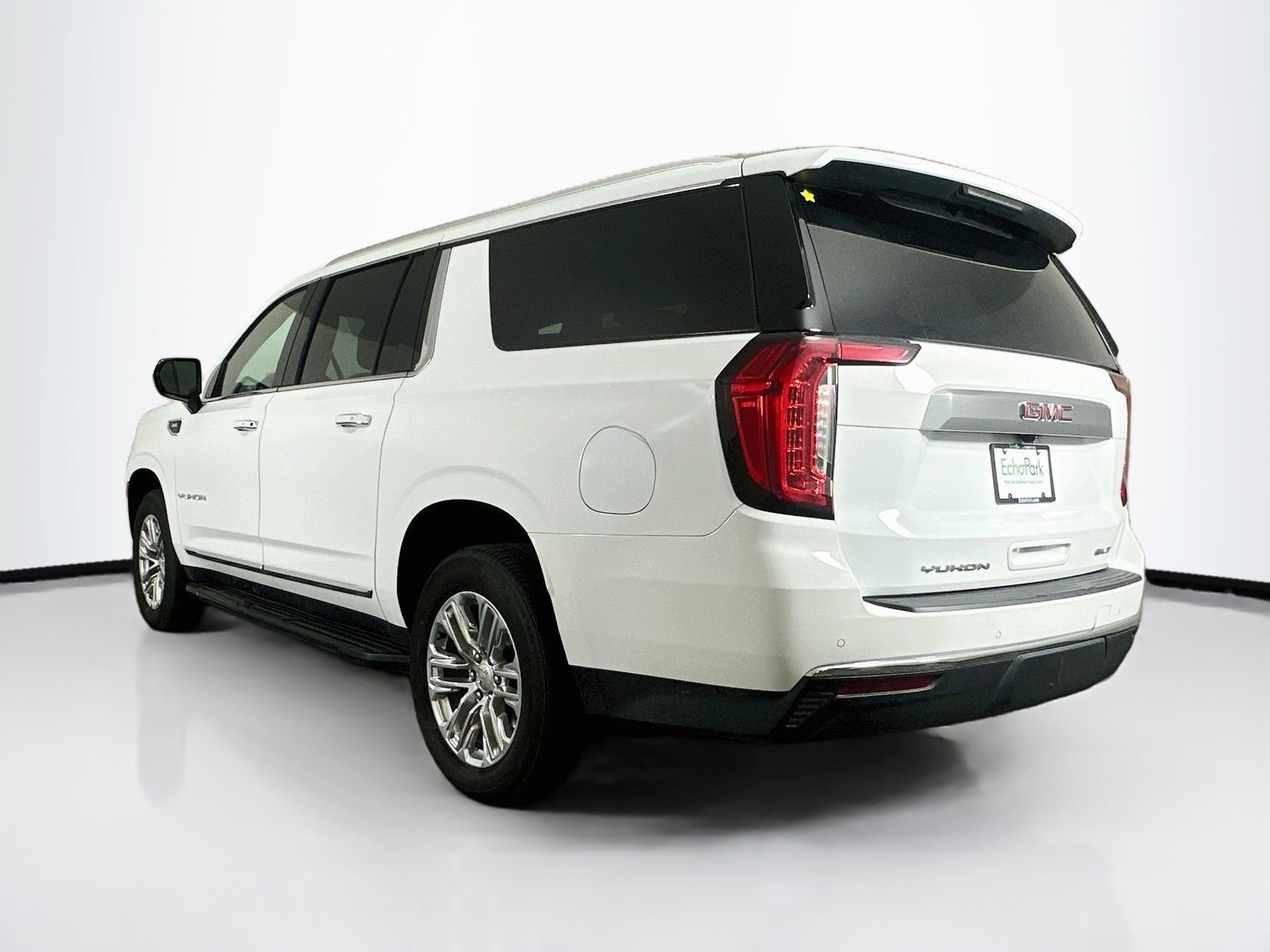 Used 2024 GMC Yukon XL SLT RWD image 5