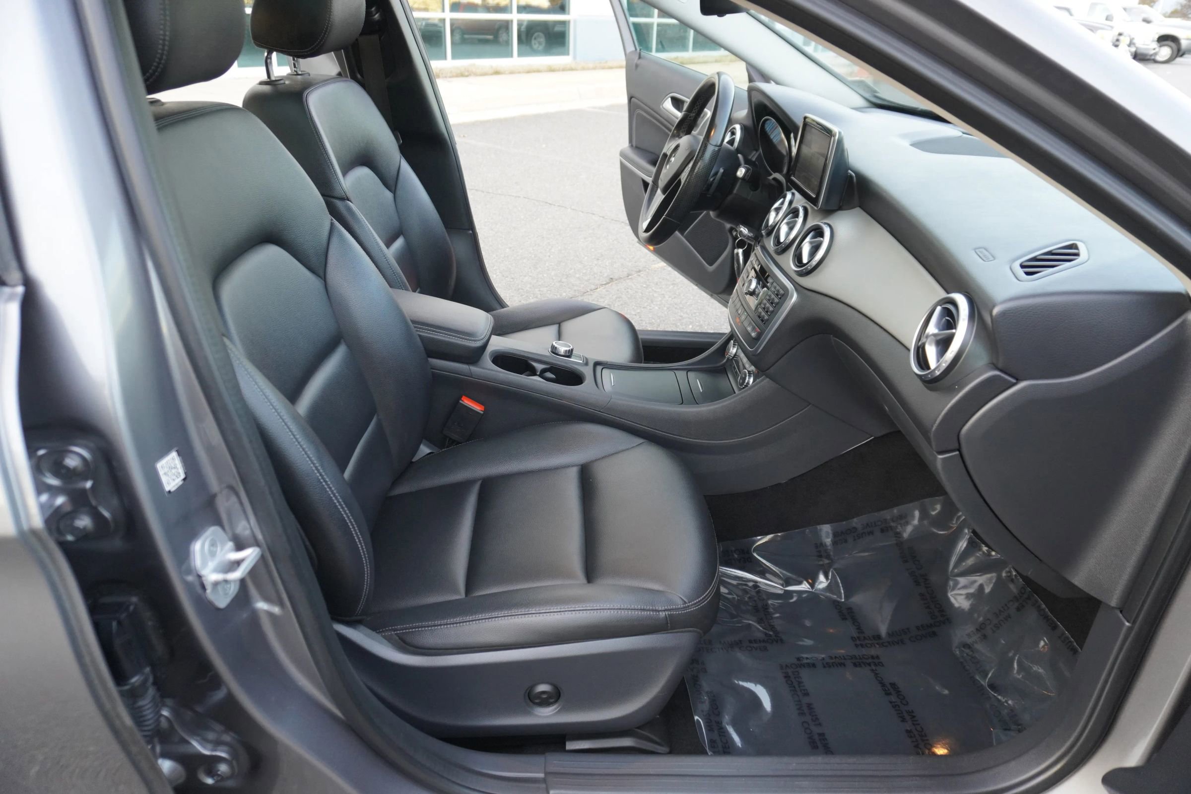 Used 2015 Mercedes-Benz GLA 250 GLA 250 4MATIC Sport Utility 4 image 10