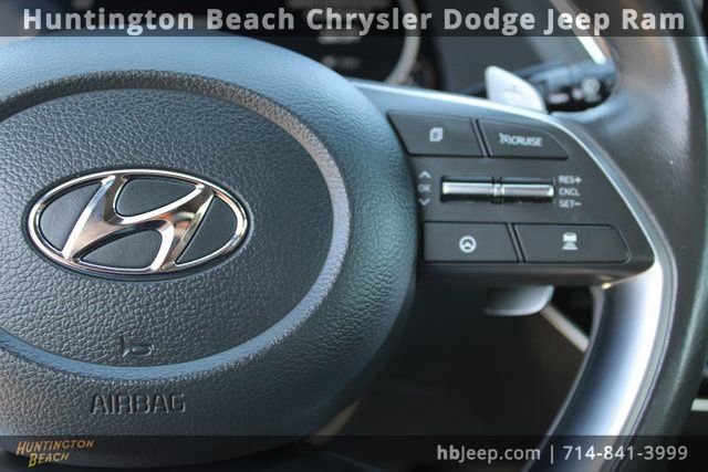Used 2022 Hyundai Sonata Limited w/ Winter Weather Package image 23