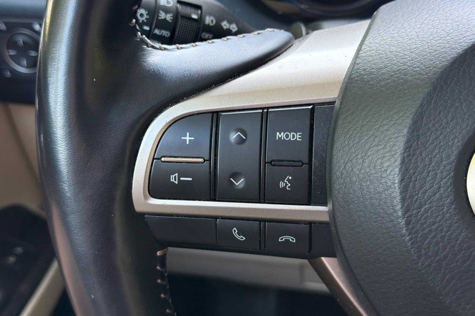 Used 2021 Lexus GX 460 Premium w/ Premium Plus Package AWD/4WD image 31