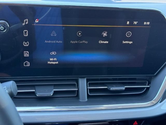 New 2026 Chevrolet Trax LT w/ Sunroof Package FWD image 12