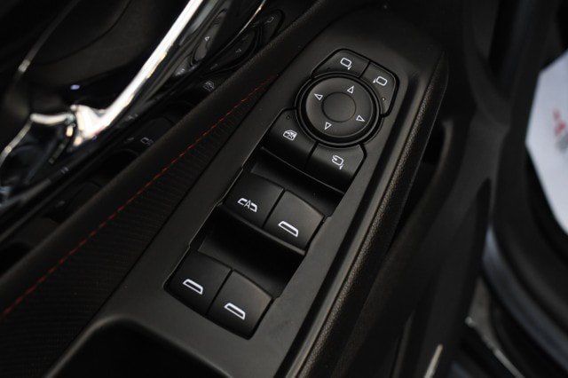 Used 2023 Chevrolet Traverse RS AWD/4WD image 27