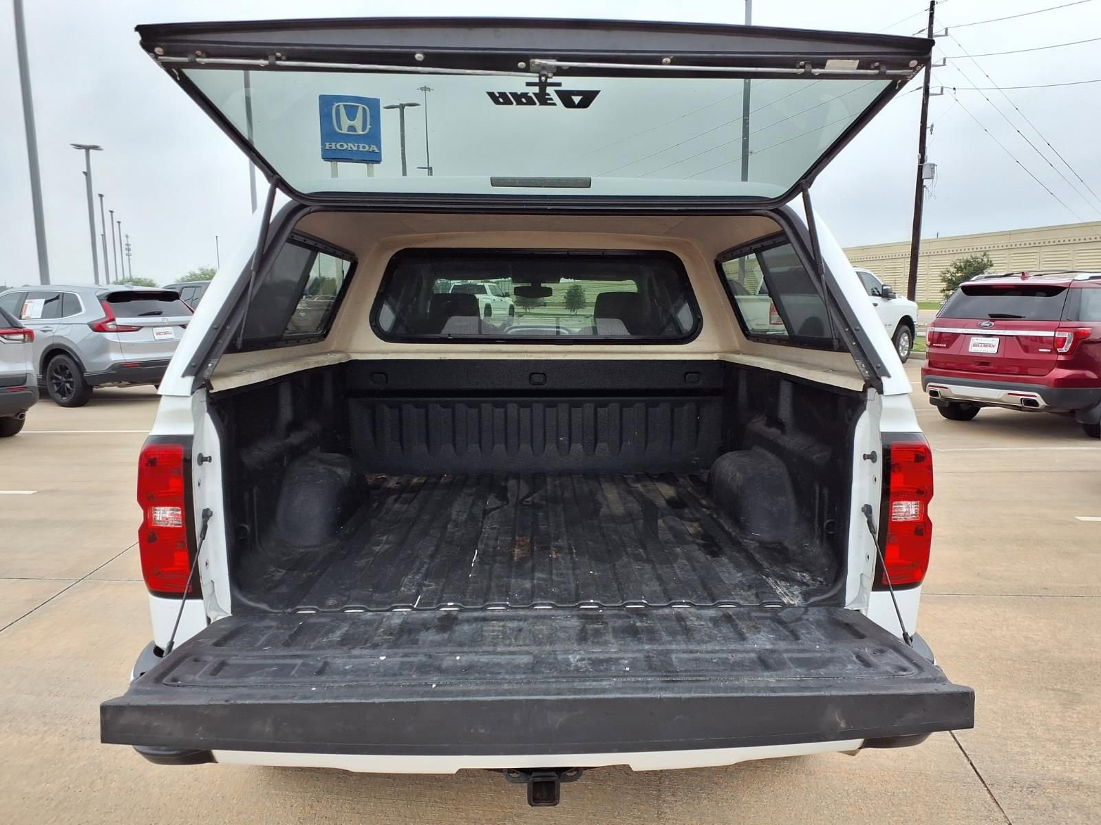 Used 2018 Chevrolet Silverado 1500 LT w/ Texas Edition AWD/4WD image 24