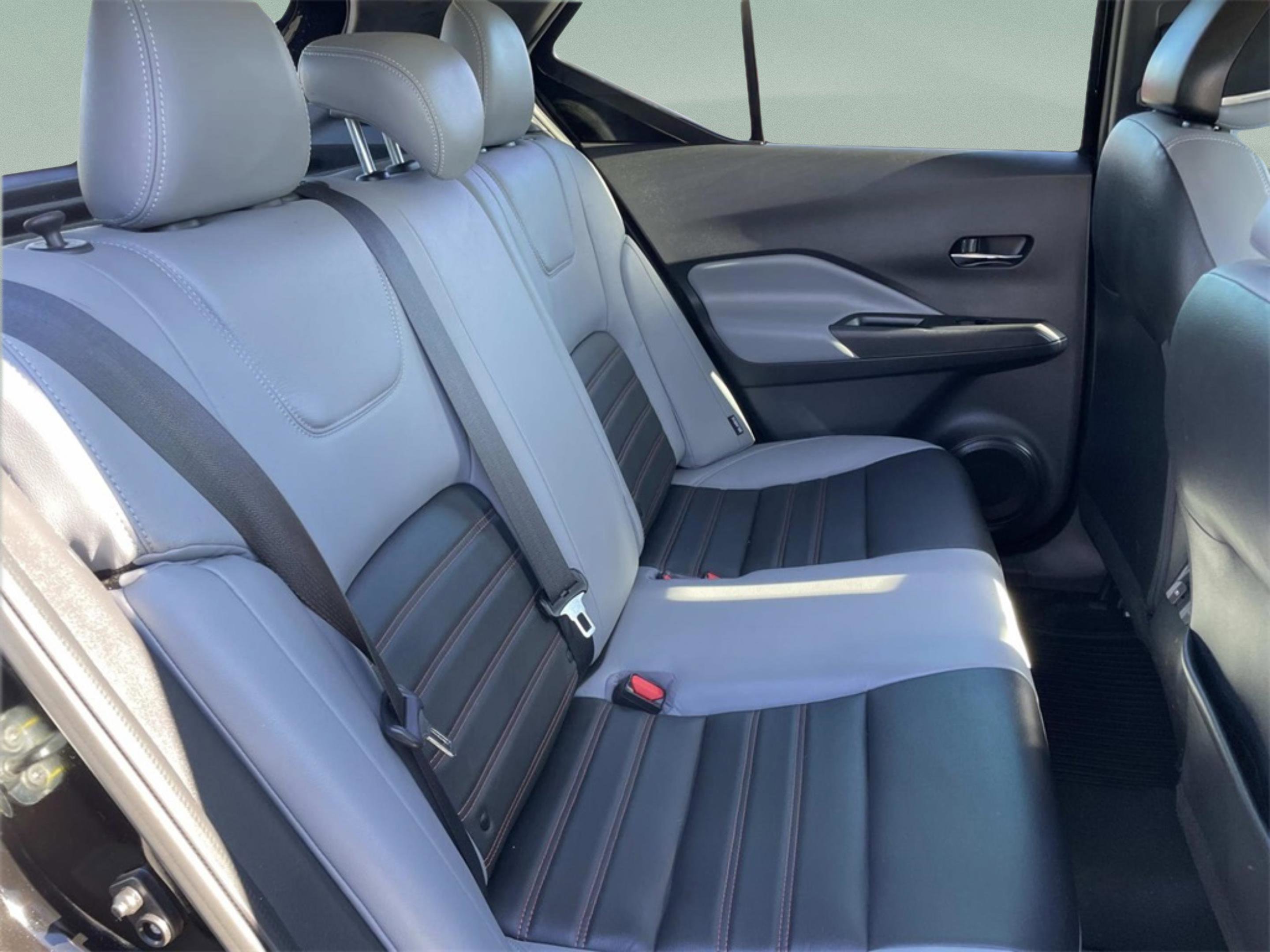 Used 2021 Nissan Kicks SR w/ SR Premium Package image 24