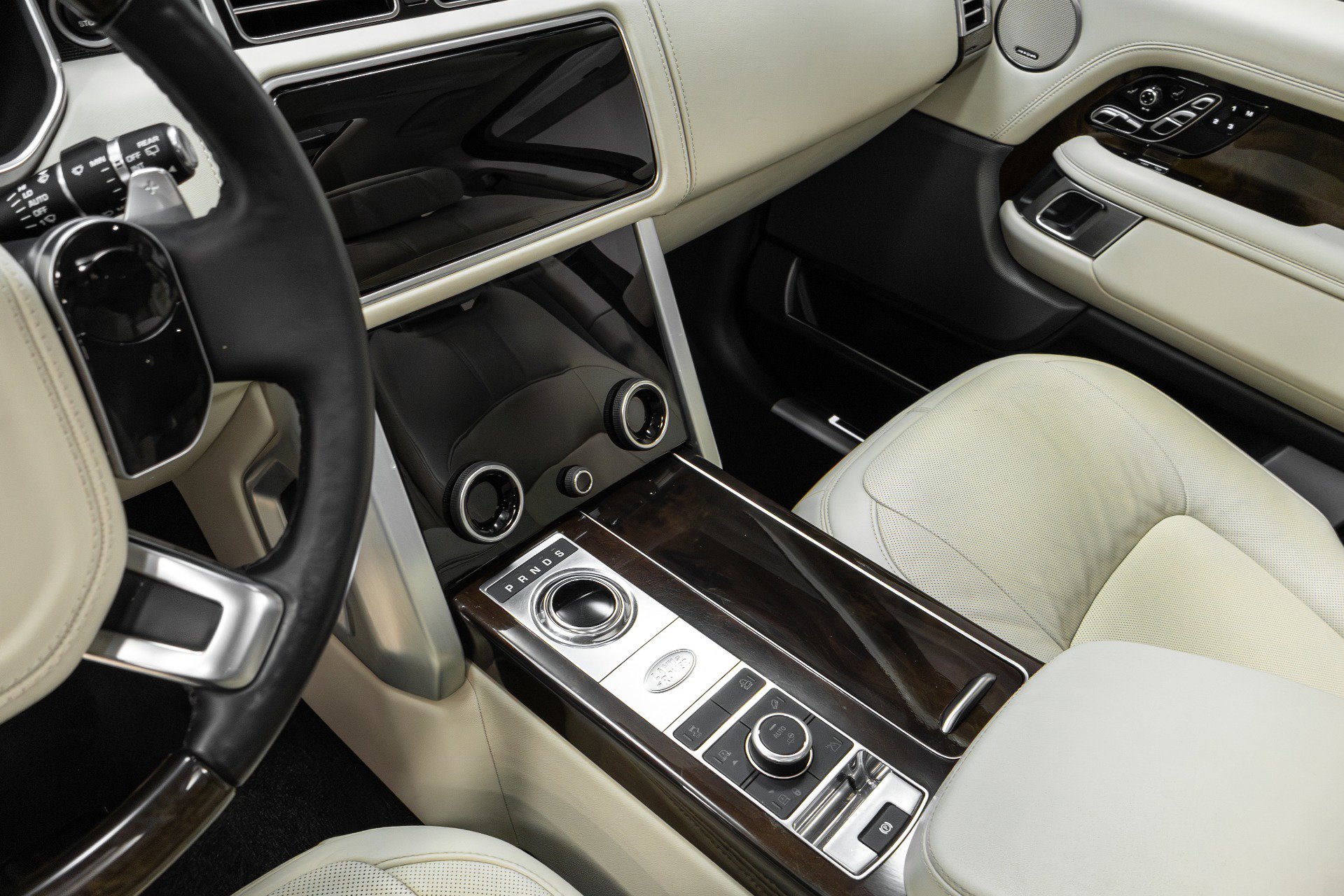 Used 2019 Land Rover Range Rover Long Wheelbase Autobiography image 64