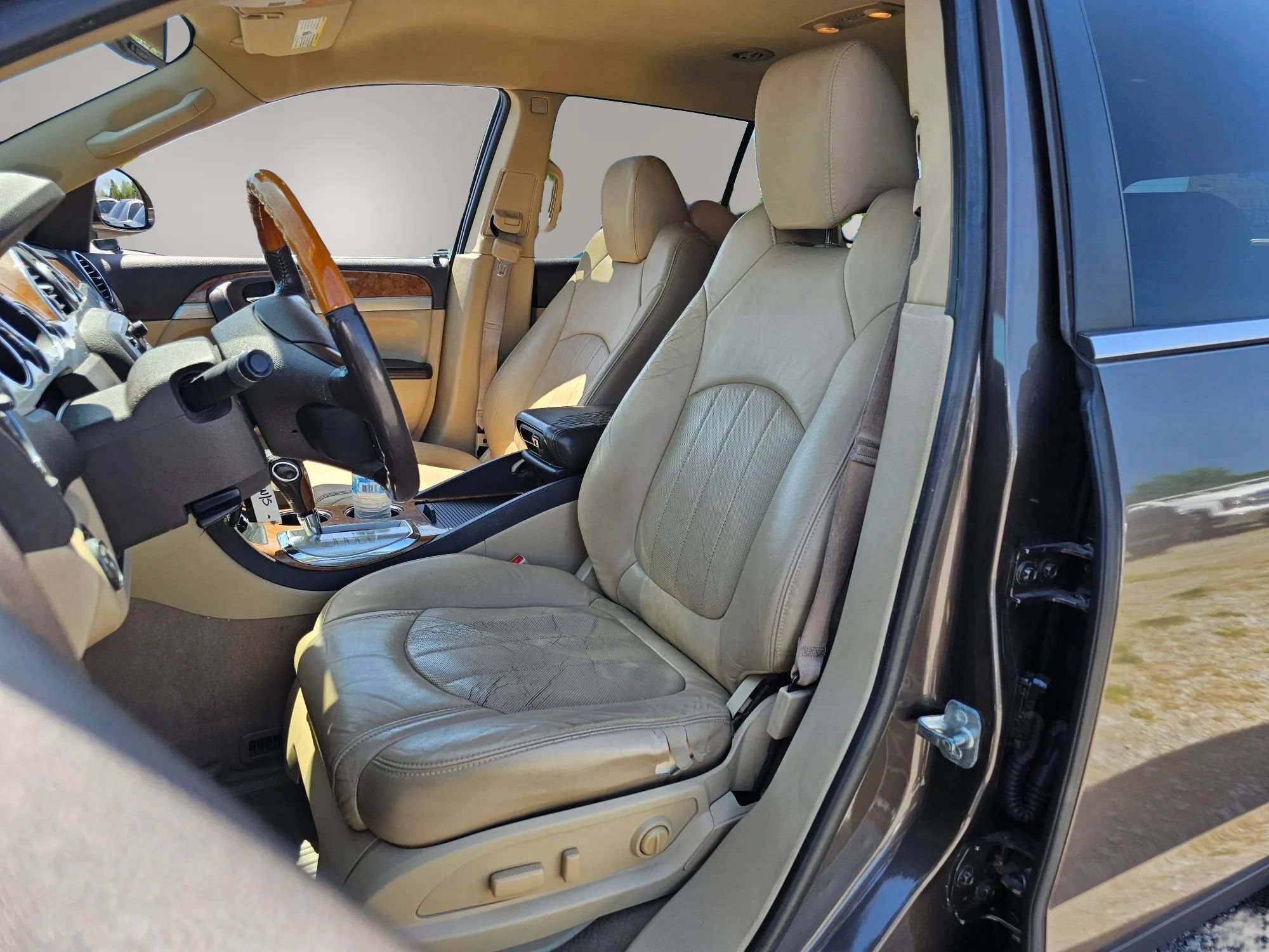 Used 2012 Buick Enclave Leather FWD image 4