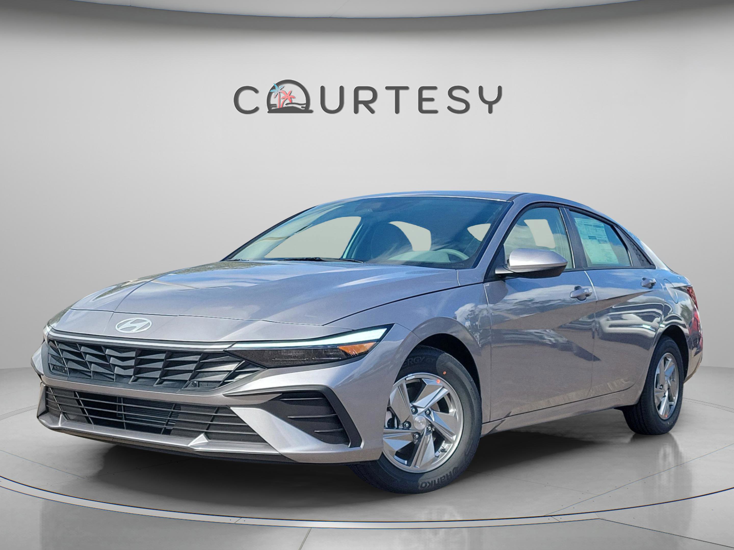 New 2026 Hyundai Elantra SE image 1