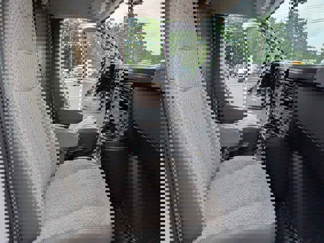 New 2025 Chevrolet Express 3500 w/ Power Convenience Package image 12