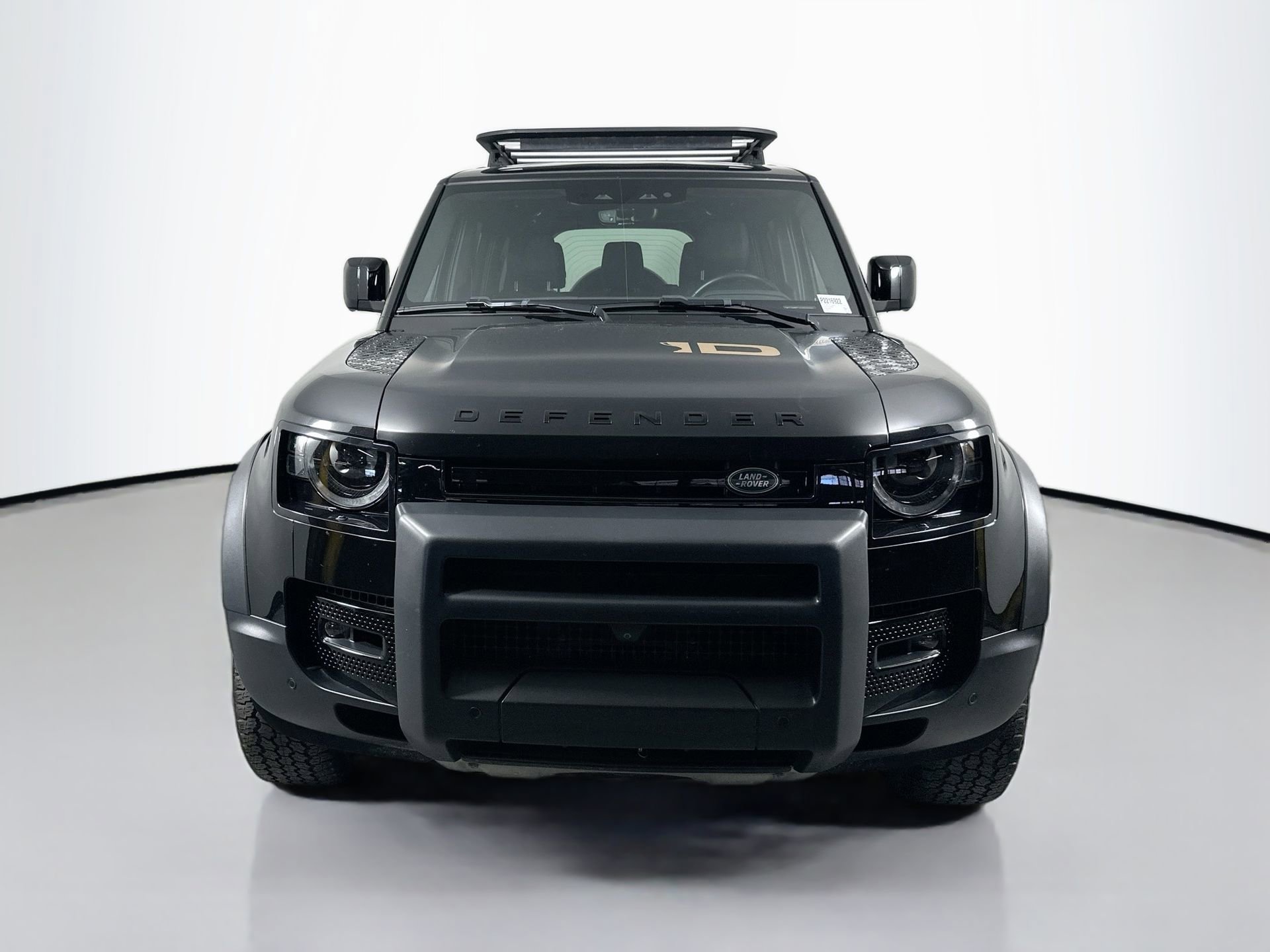 Certified 2023 Land Rover Defender 130 SE image 2