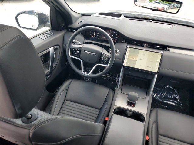 Certified 2024 Land Rover Discovery Sport Dynamic SE image 19