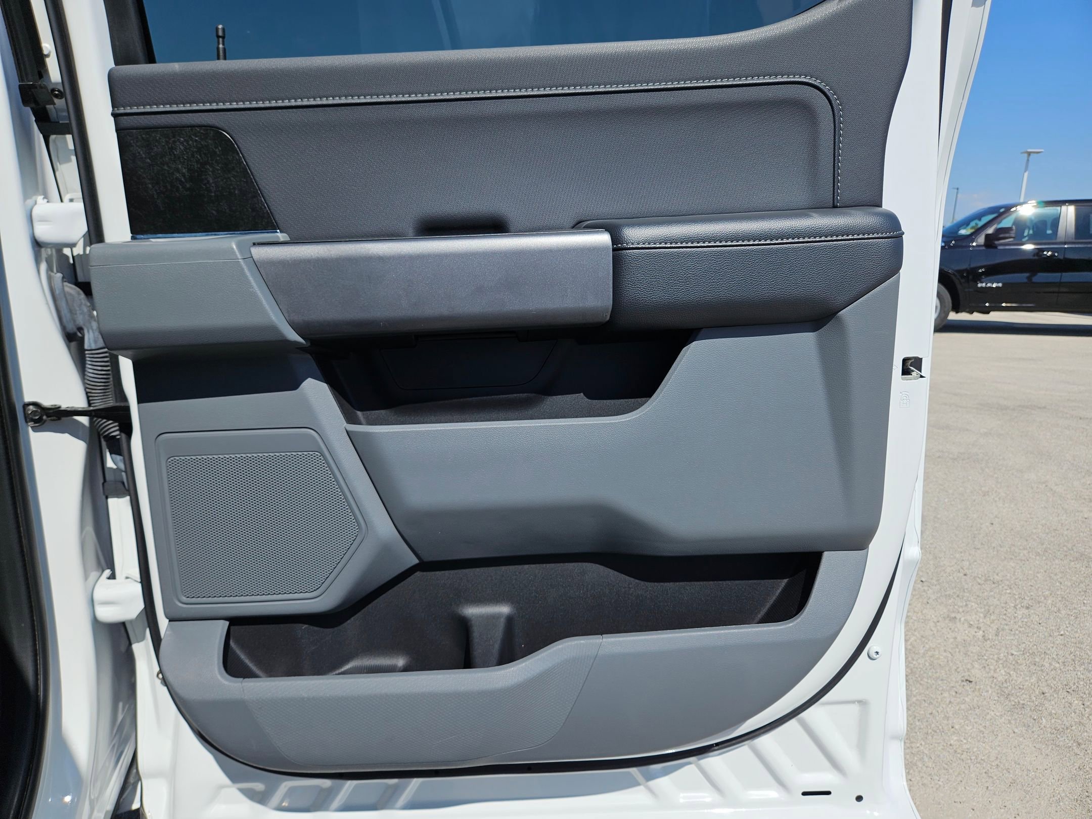 Used 2023 Ford F150 XLT w/ Equipment Group 302A High image 26