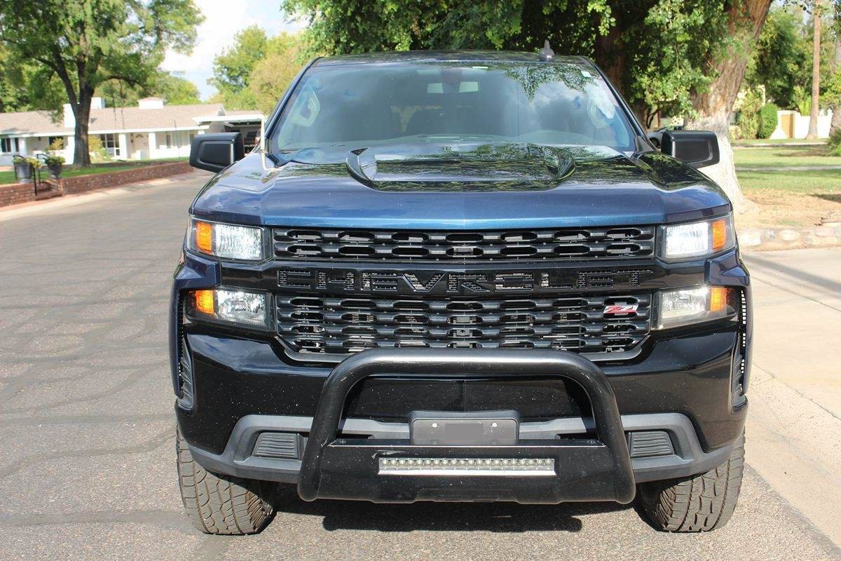 Used 2019 Chevrolet Silverado 1500 Custom Trail Boss w/ Custom Convenience Package AWD/4WD image 4