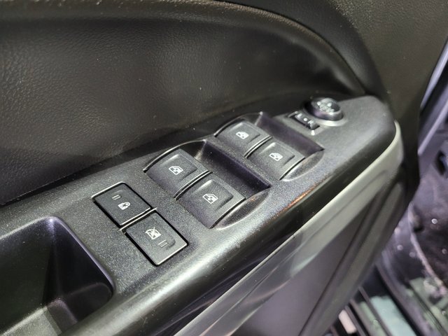 Used 2017 Chevrolet Colorado LT w/ LT Convenience Package image 46