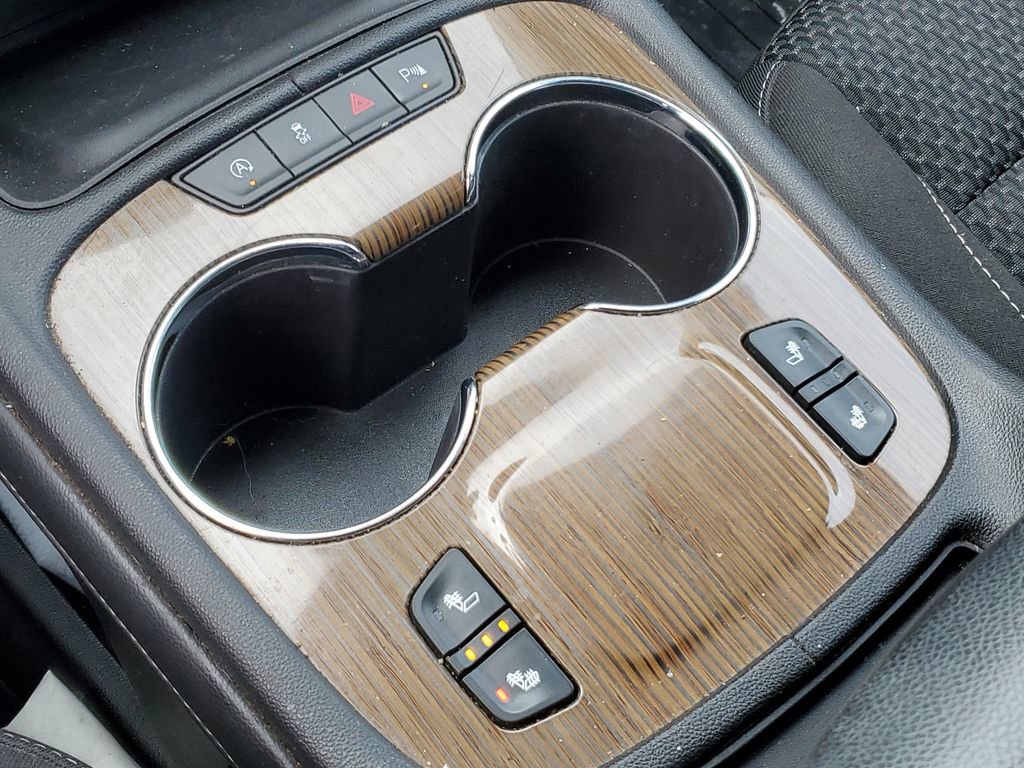 Used 2021 GMC Acadia SLE w/ Driver Convenience Package image 20