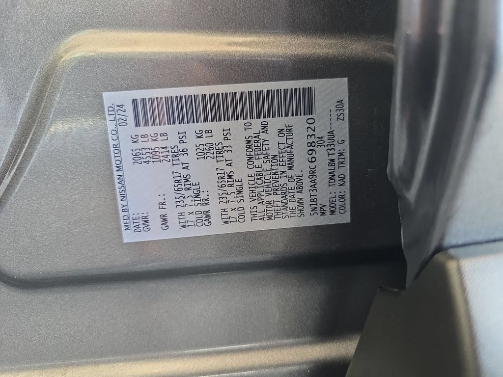 Used 2024 Nissan Rogue S FWD image 35