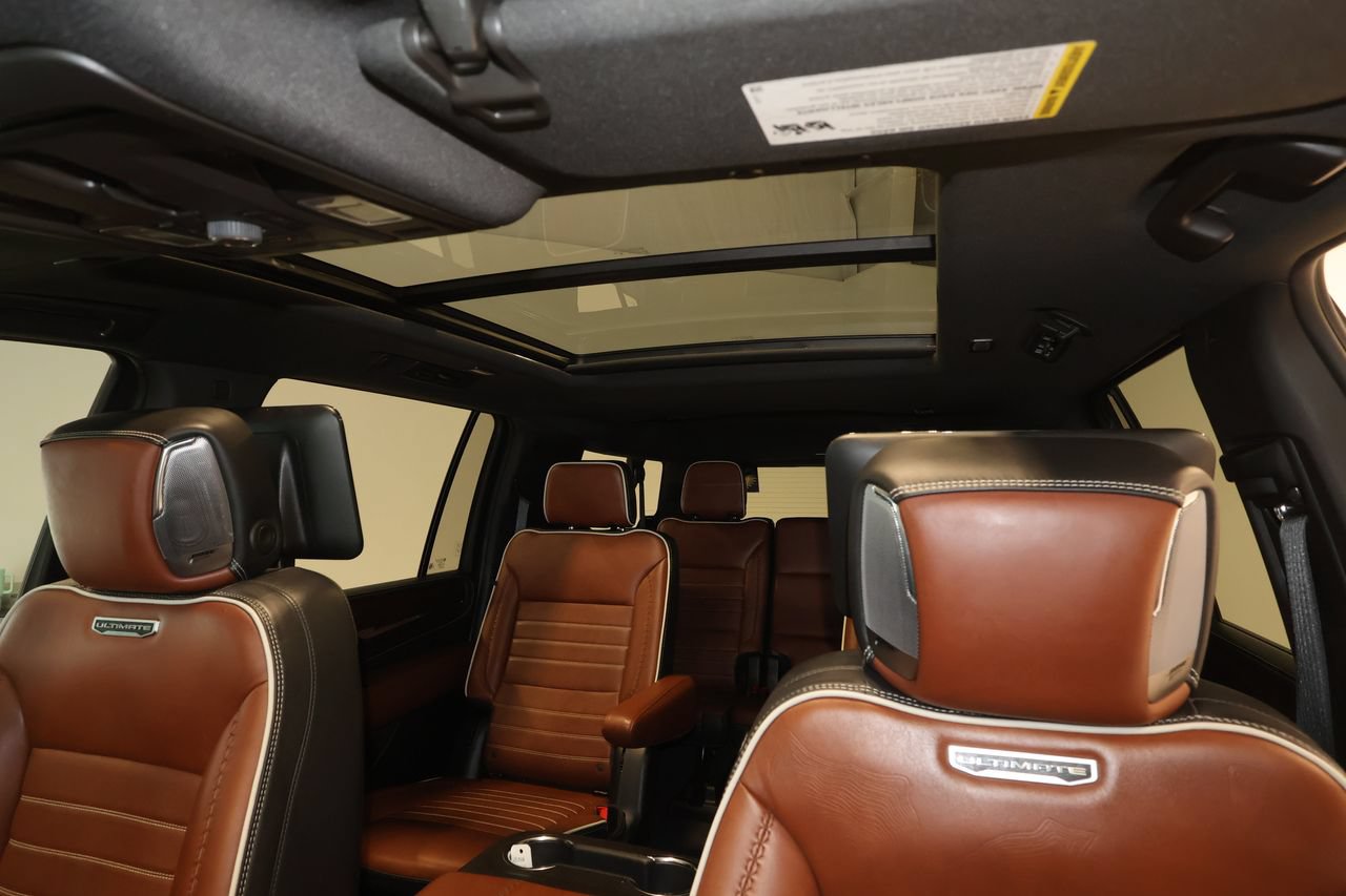 Used 2024 GMC Yukon XL Denali Ultimate AWD/4WD image 20
