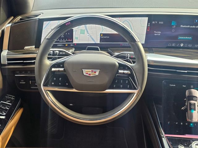 Used 2025 Cadillac Escalade ESV Premium Luxury w/ Touring Package RWD image 18