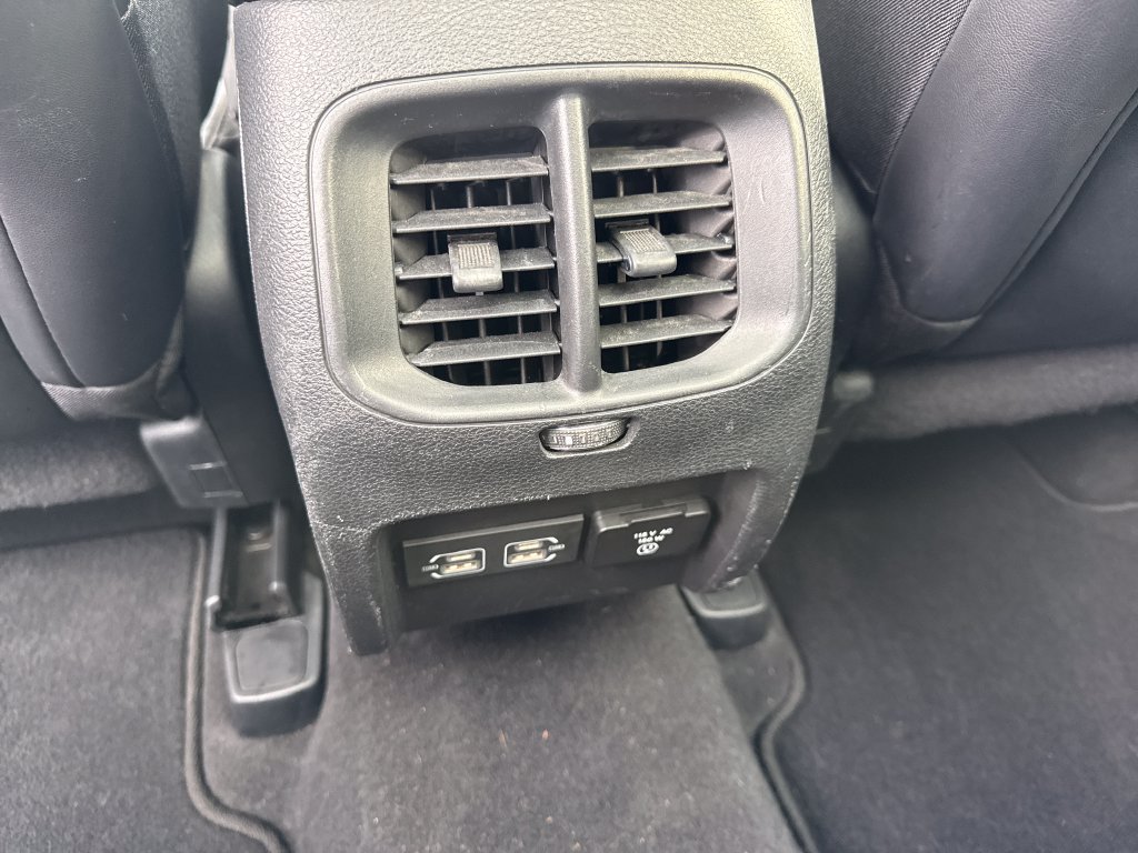 Used 2021 Jeep Cherokee High Altitude AWD/4WD image 19