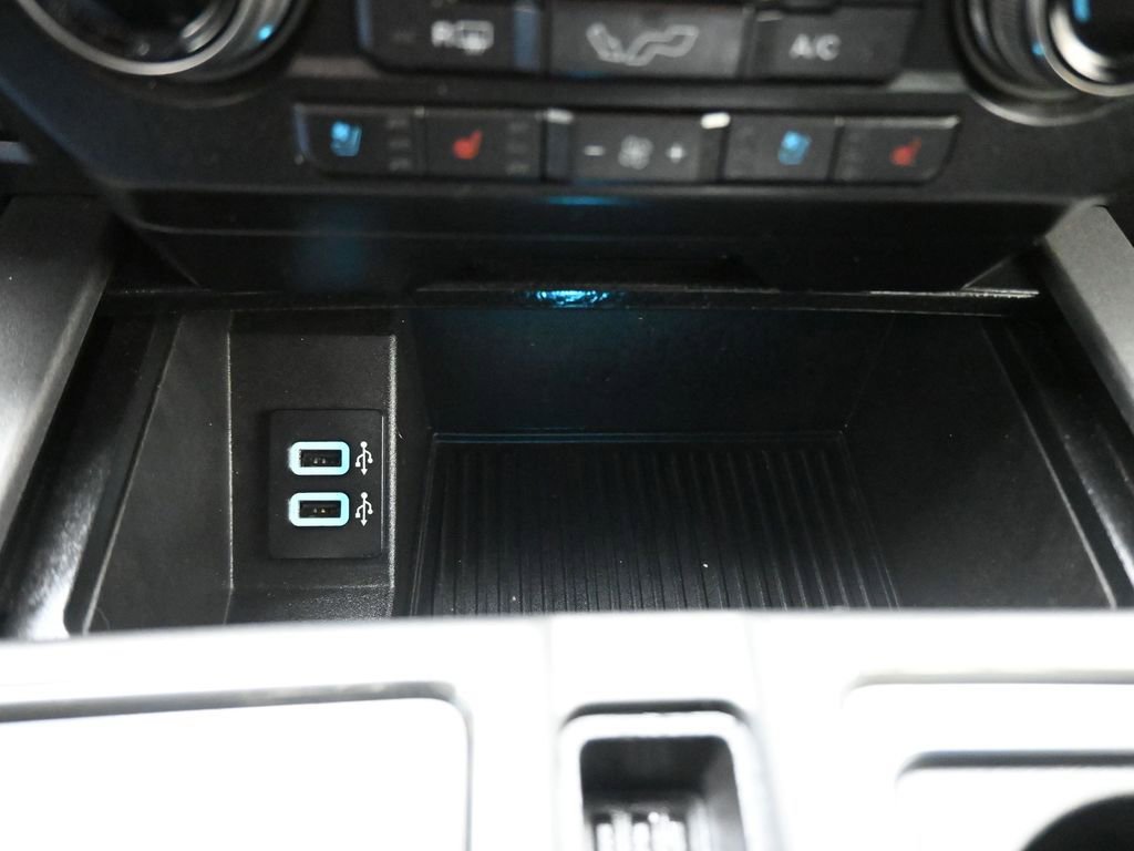 Used 2018 Ford F150 Raptor w/ Equipment Group 802A Luxury image 29