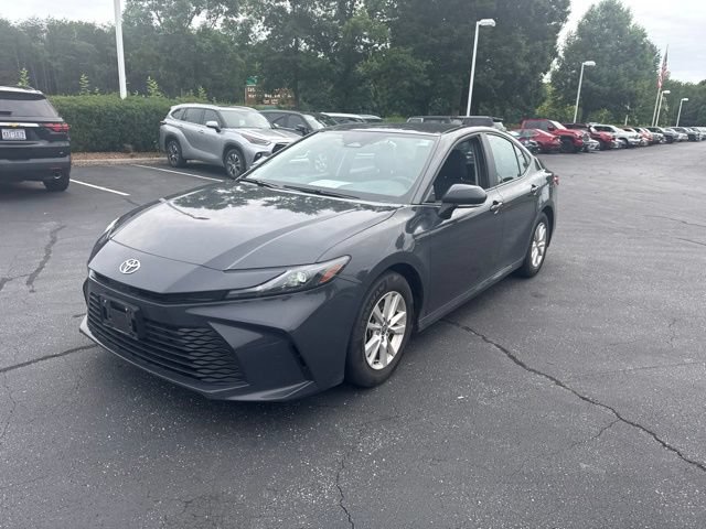 Used 2025 Toyota Camry LE FWD image 9